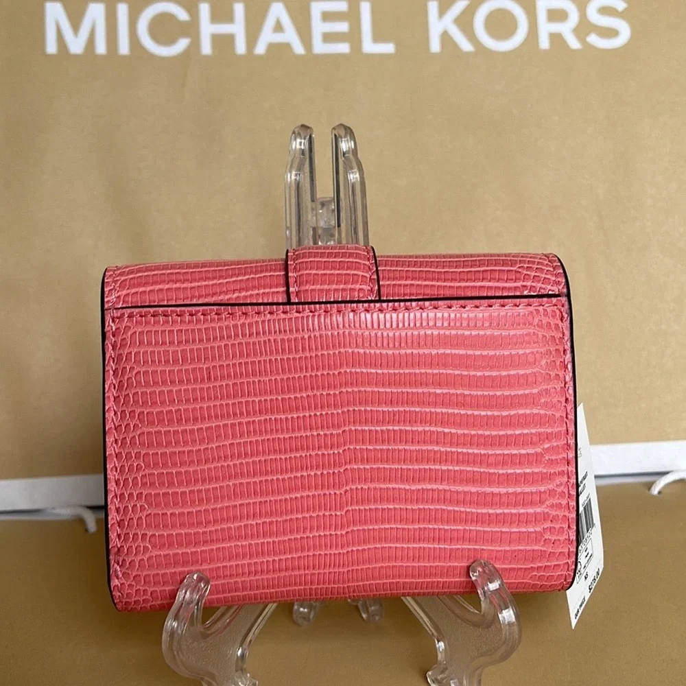 MICHAEL KORS CARMEN MEDIUM FLAP LOGO BIFOLD WALLET GRAPEFRUIT